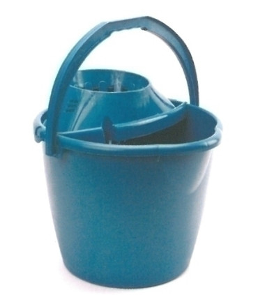 CUBO PLASTICO C/ESCURRIDOR 13 L.